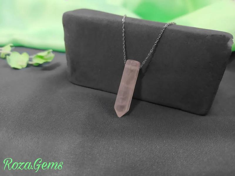 گردنبند منشور رزکوارتز