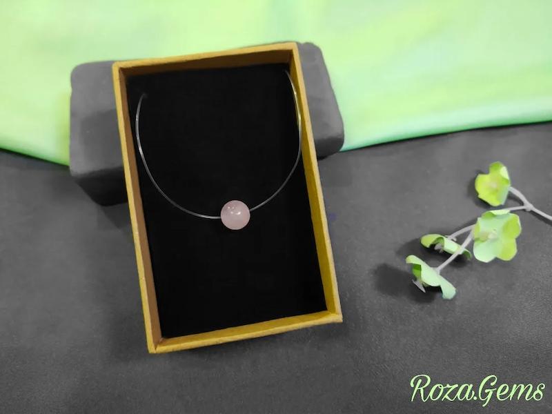 گردنبند نخ نامرئی رزکوارتز