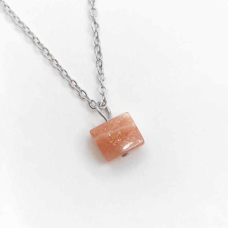 گردنبند استیل مربعی سان استون