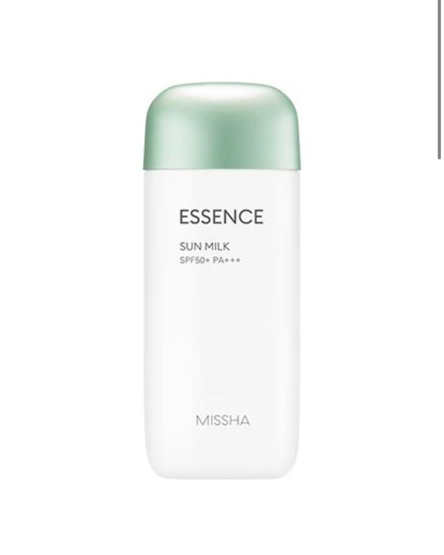 کرم ضد آفتاب میشا SPF50 مدل  Essence مناسب انواع پوست حجم 70 میلی لیتر 
