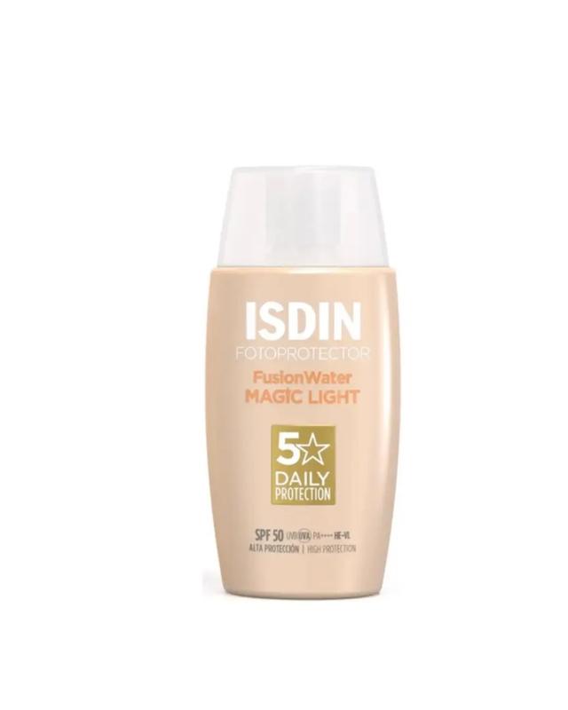 ضد آفتاب سبک ایزدین مدل Magic Light SPF50 مناسب انواع پوست حجم ۵۰ میلی‌لیتر