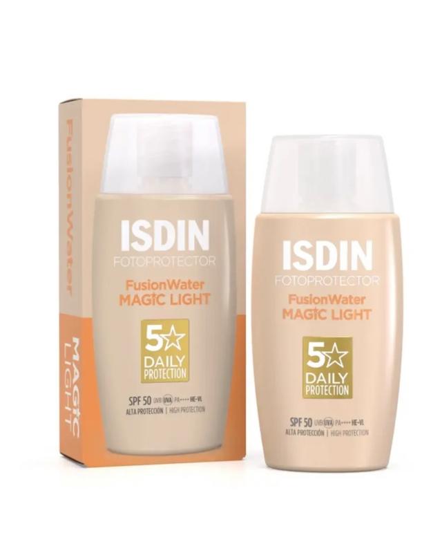 ضد آفتاب سبک ایزدین مدل Magic Light SPF50 مناسب انواع پوست حجم ۵۰ میلی‌لیتر