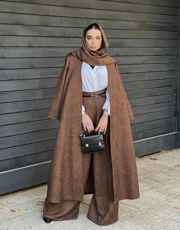 کت قهوه ای روشن 