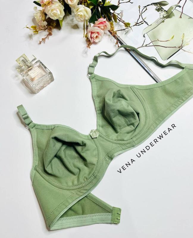 سوتین فنردار نخی برند B&D 