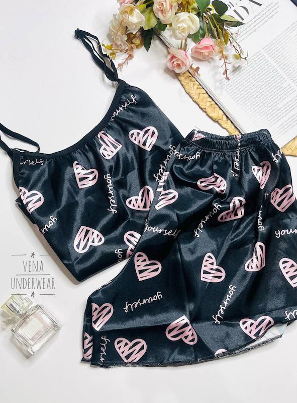 لباس خواب ساتن دو تکه طرح قلب