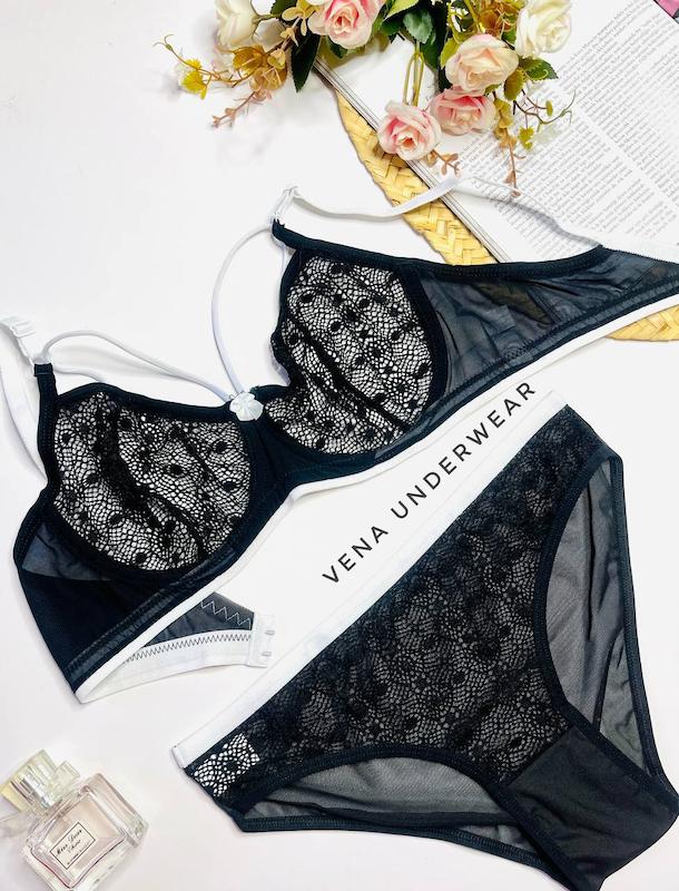 ست سوتین شورت تور هارنس دار برند B&D