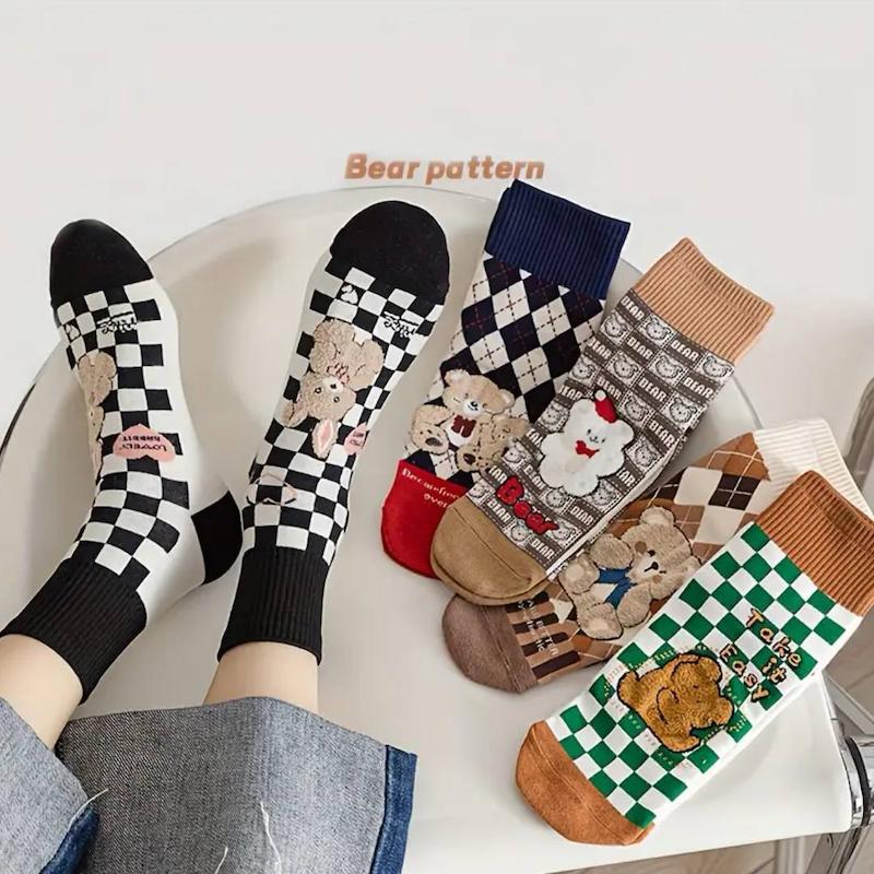 جوراب نخی زنانه نیم ساق طرح عروسکی 