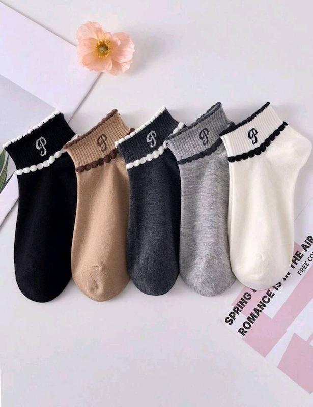 جوراب زنانه نیم ساق نخی طرح لبه پلیسه P