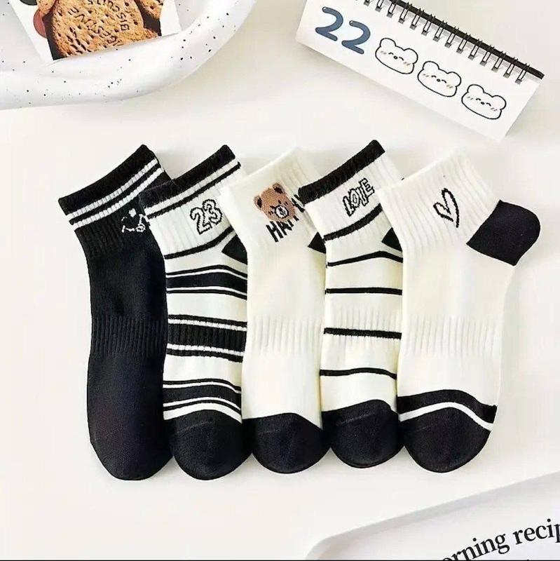 جوراب زنانه نیم ساق نخی