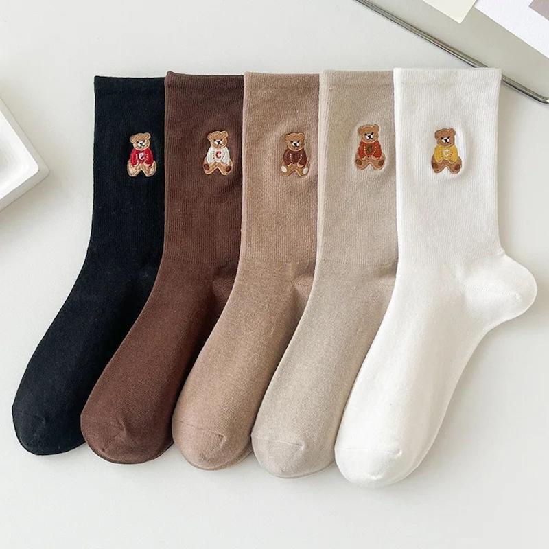 جوراب نخی زنانه ساق دار طرح خرسی