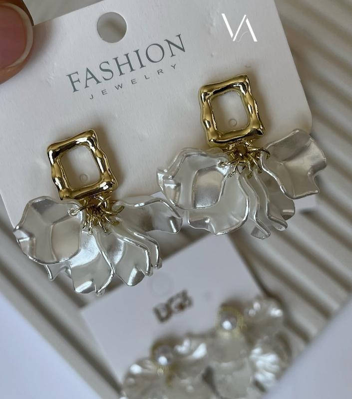 گوشواره دخترانه