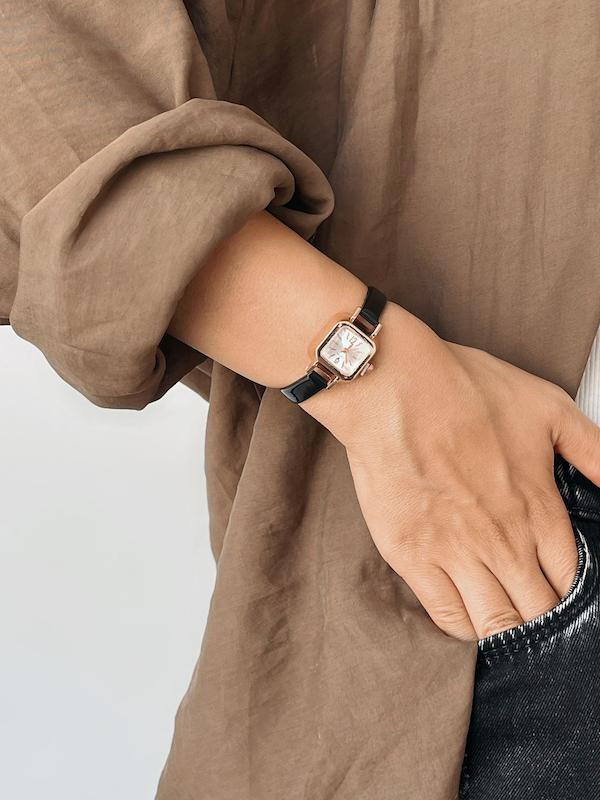 ساعت بند چرمی فندق