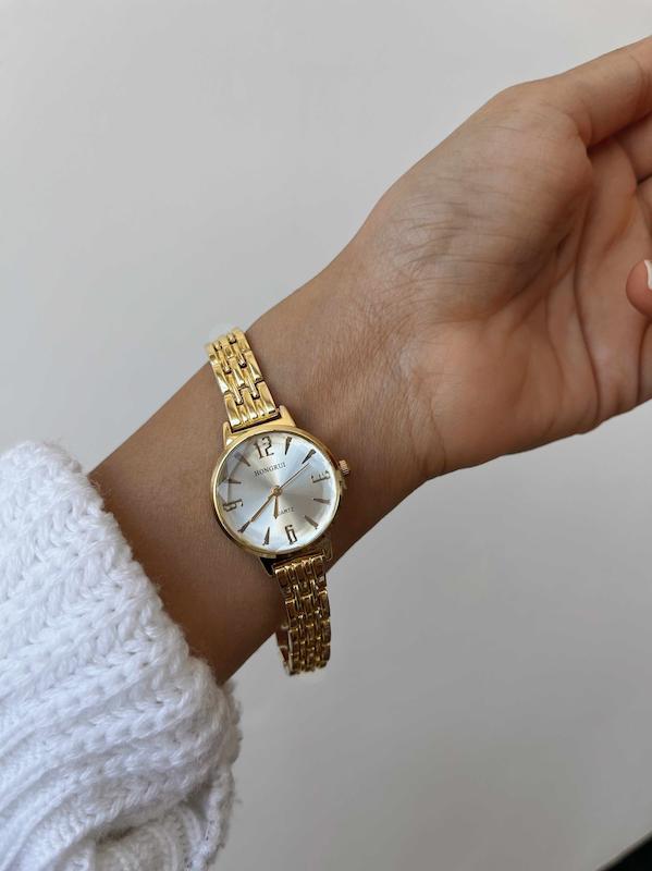 ساعتمچی هانگری گرد تراش