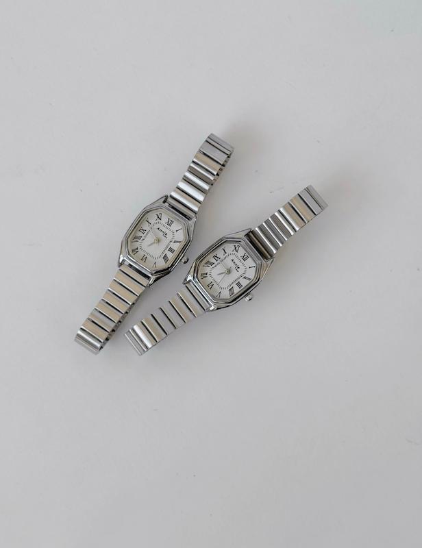 ساعتمچی کلاسیک رومی انیه