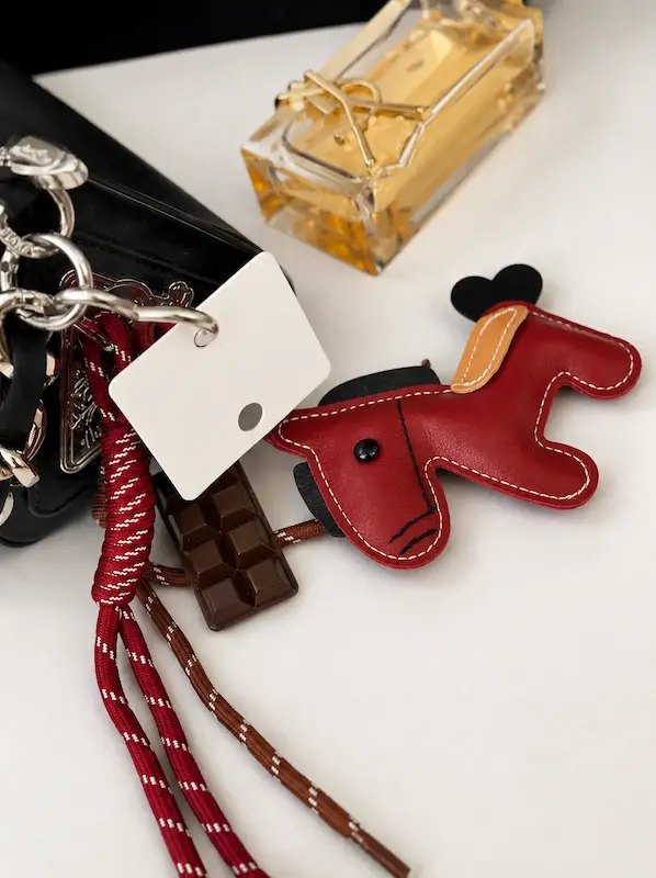 🐎 چارم بگ طرح اسب زین‌دار چری