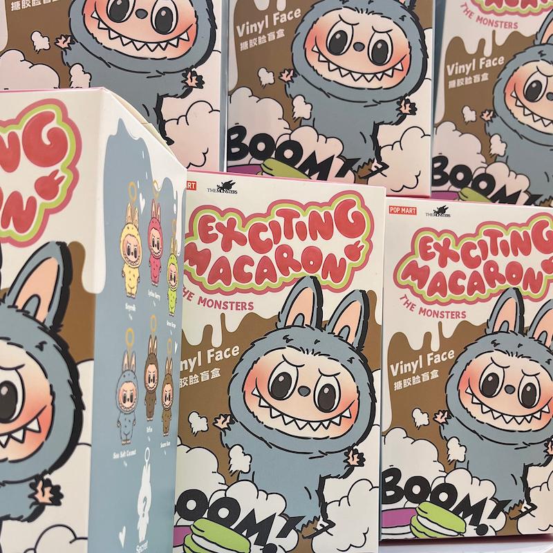 لبوبو بصورت رنگ شانسی 