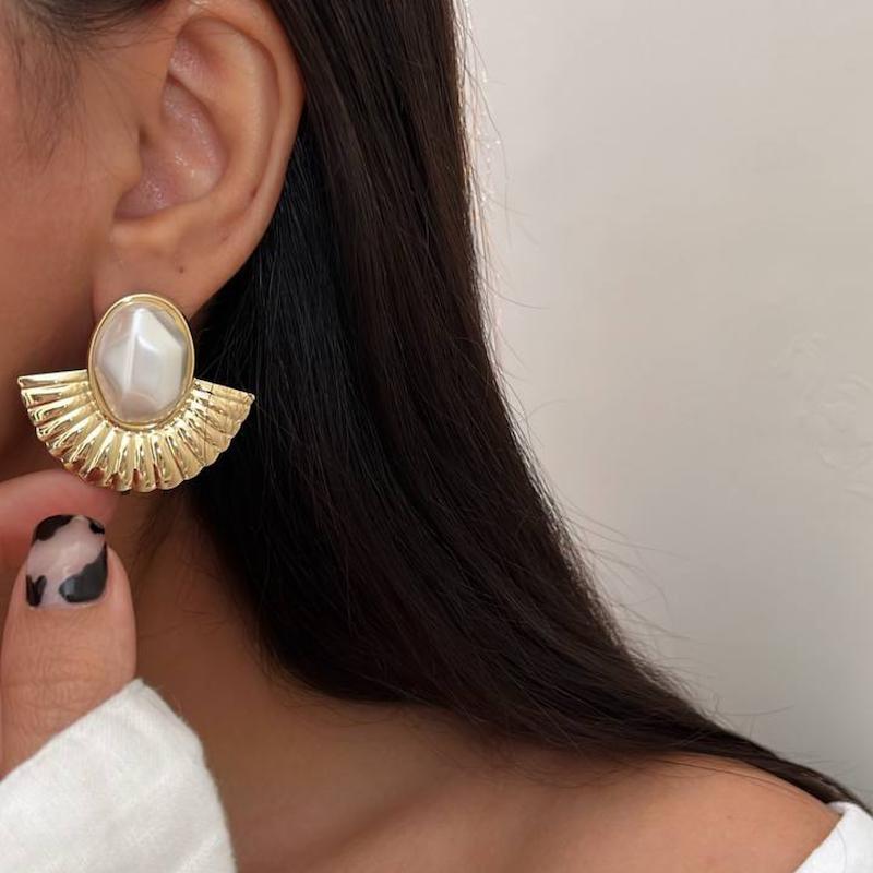 گوشواره کلاسیک گلد 