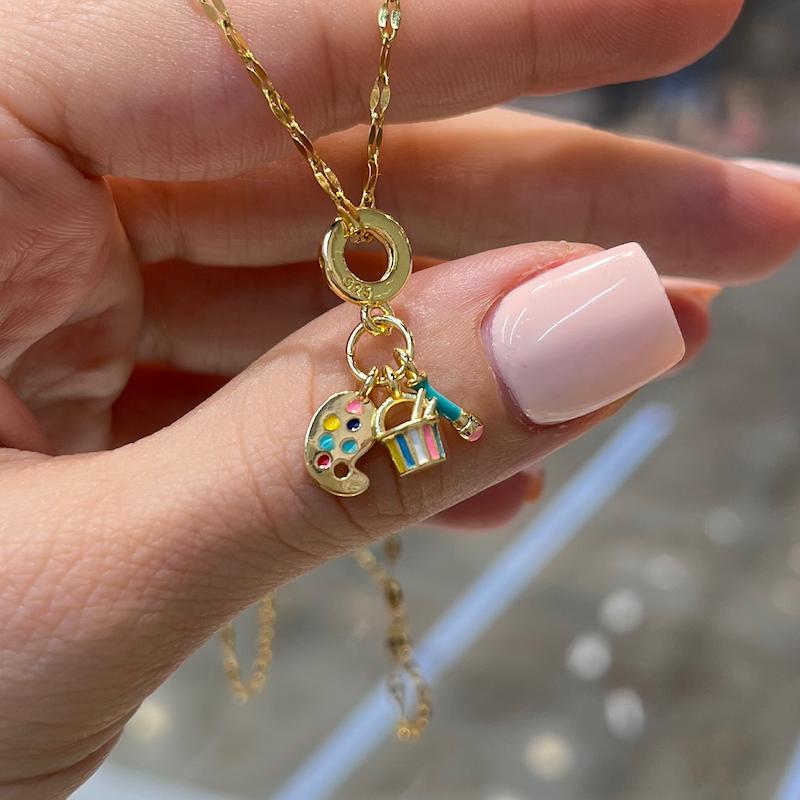 گردنبند چارم پالت رنگ