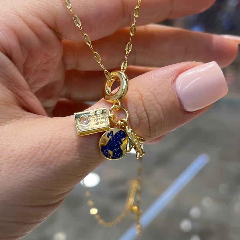 گردنبند چارم هواپیما