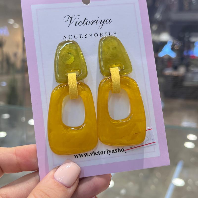 گوشواره طرح سنگ زرد