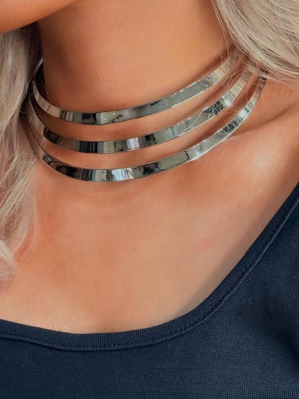 طوق نقره ای  