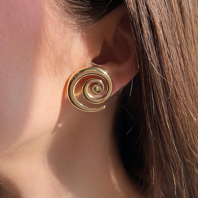 گوشواره کلاسیک حلزونی