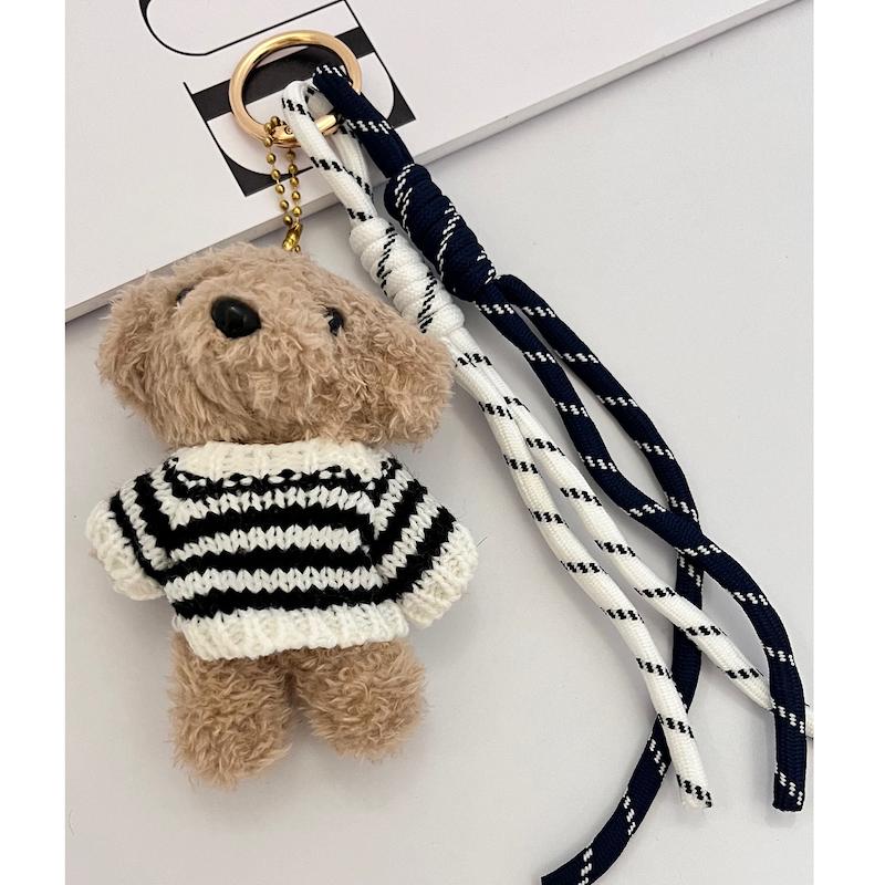 چارم بگ تدی لباس خط مشکی