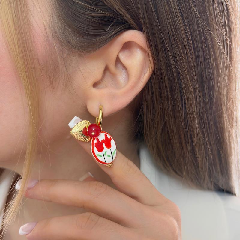 گوشواره چارم سرامیکی قرمز 