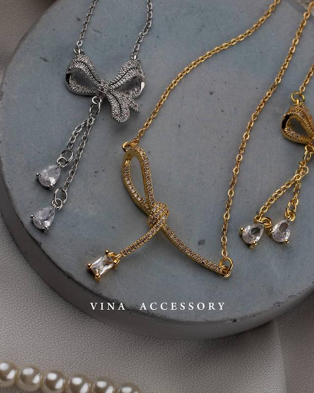 گردنبند پاپیون نگین دار ( ۱۰۵۰ )