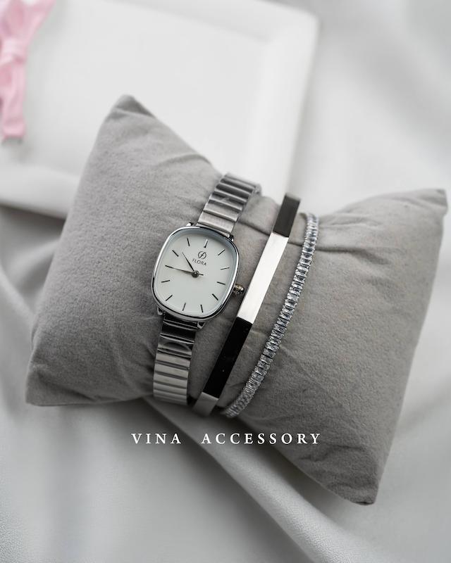 ساعت فلورا بیضی استیل صفحه نقره ای