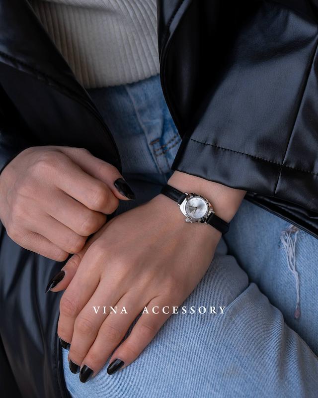 ساعت نایدو مشکی کوچولو