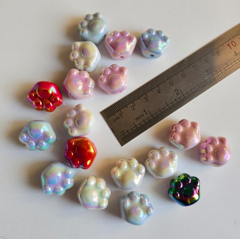 پنجه گربه هولوگرامی