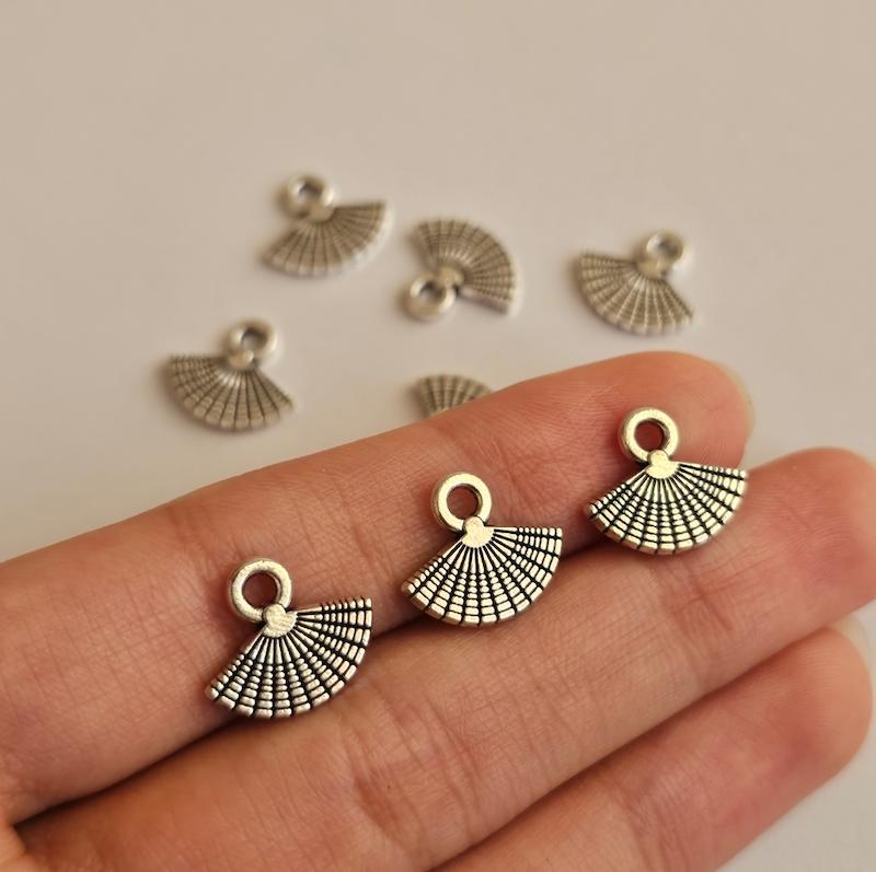 خرجکار بادبزن سیلور (آویز)