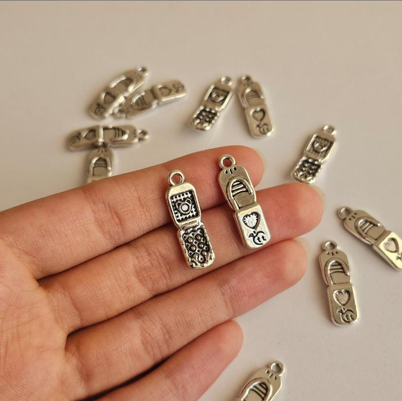 آویز گوشی تاشو