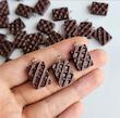 آویز وافل شکلاتی🍫