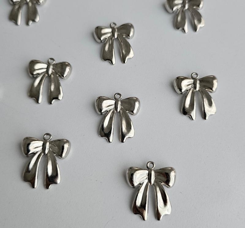 پلاک پاپیون برجسته سیلور