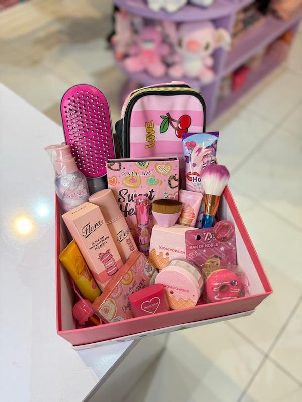 پک هدیه sweet candy