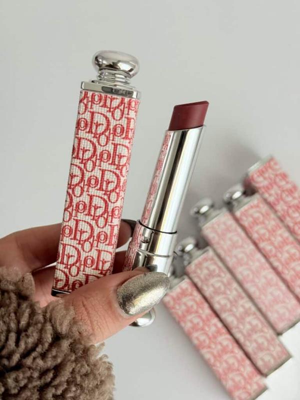 رژلب جامد پیجی طرح دیور