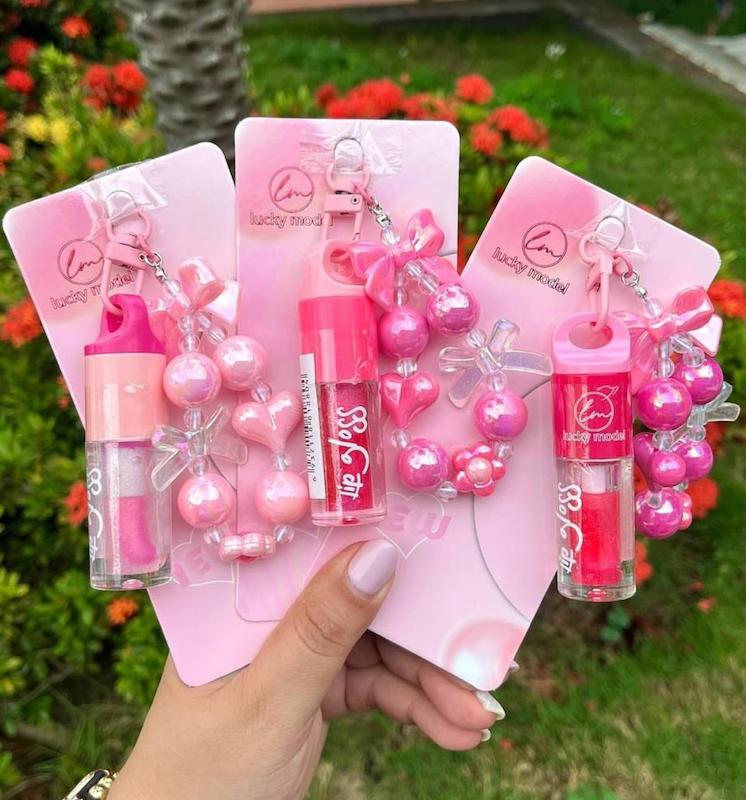 لیپ گلاس اویزدار باربی