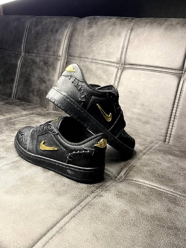 جردن 1 بلک گلد 