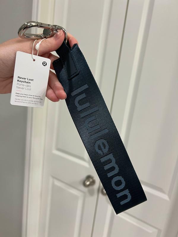 جاکلیدی لولولمون Lululemon 