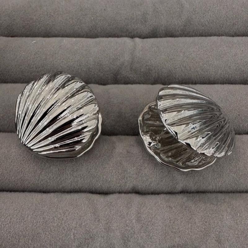 گوشواره صدفی 