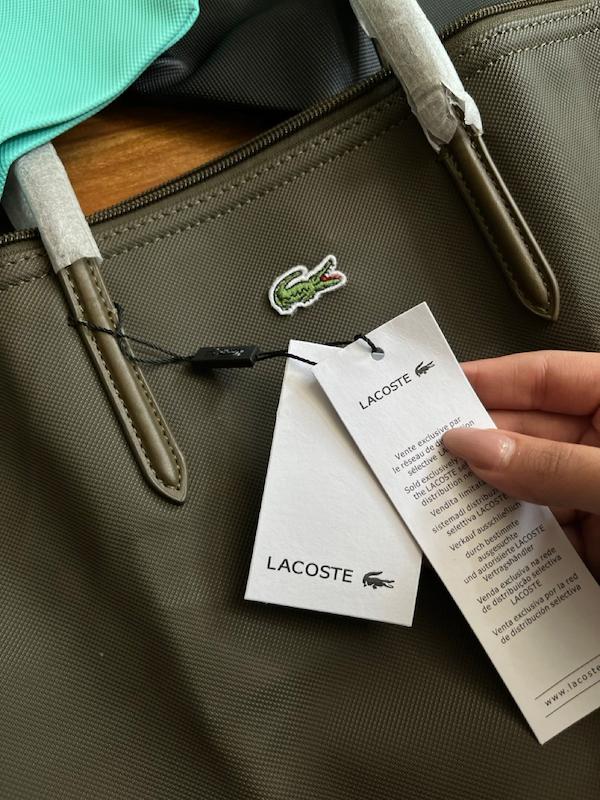 توت‌بگ لاگوست Lacoste