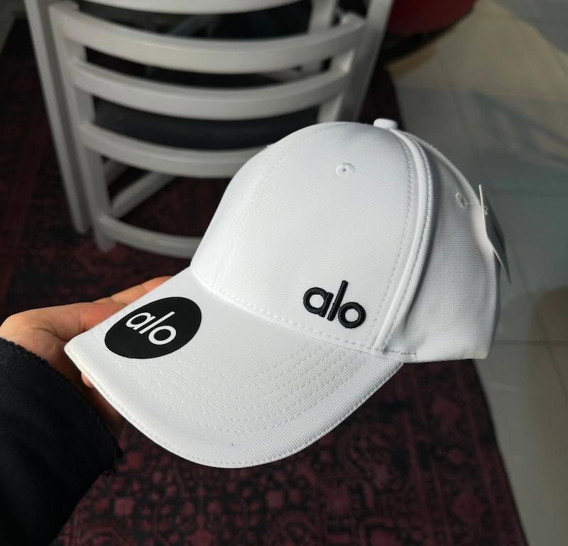 کلاه نقاب‌دار برند الویوگا Alo yoga