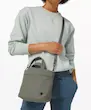 کیف لولولمون مدل On My Level Bag / 5L