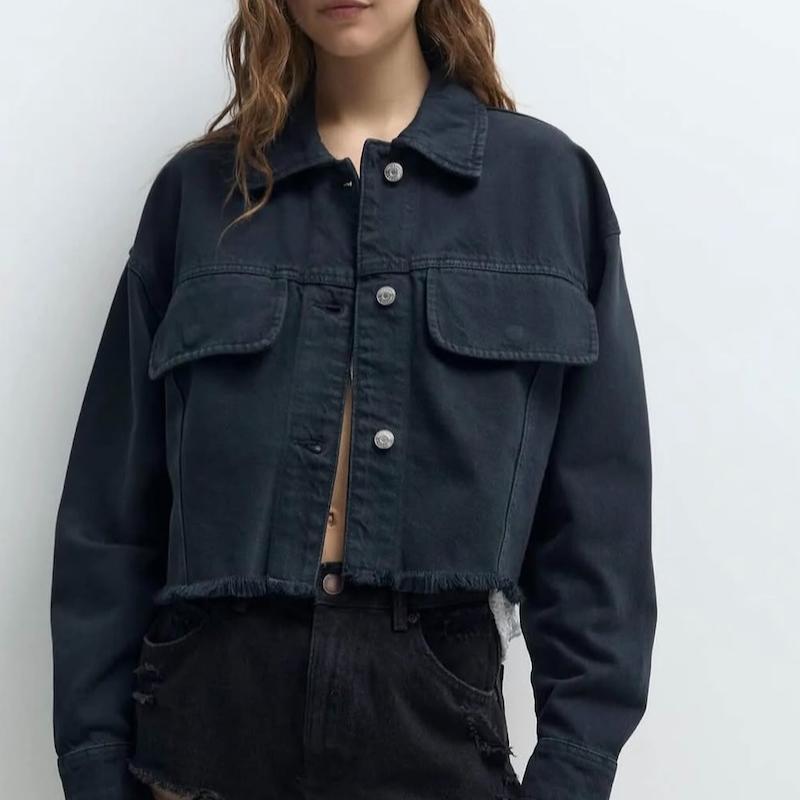 5️⃣ استایل روزمره با کت جین Bershka و شلوار جین