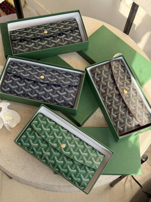 کیف پول زنانه گویارد Goyard