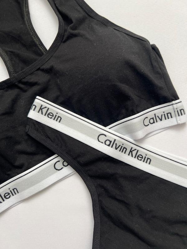 ست زنانه کلوین کلین Calvin Klein (نیمتنه و شورت)