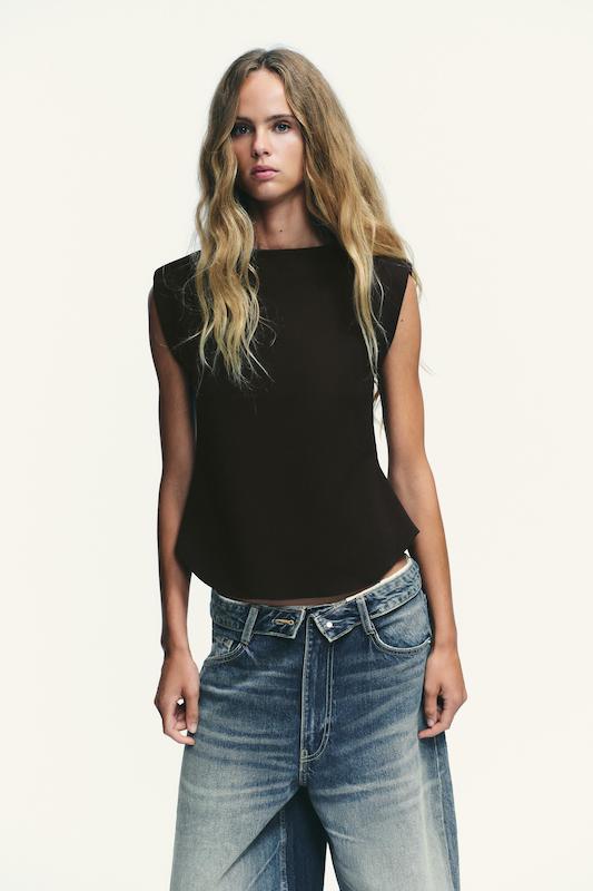 تنخور تاپ کرپ اپل‌دار زارا Zara