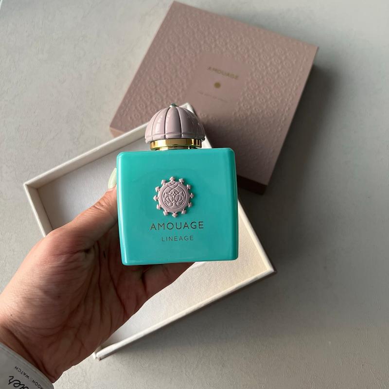 عطر زنانه  آمواج لینیج Amouage Lineage